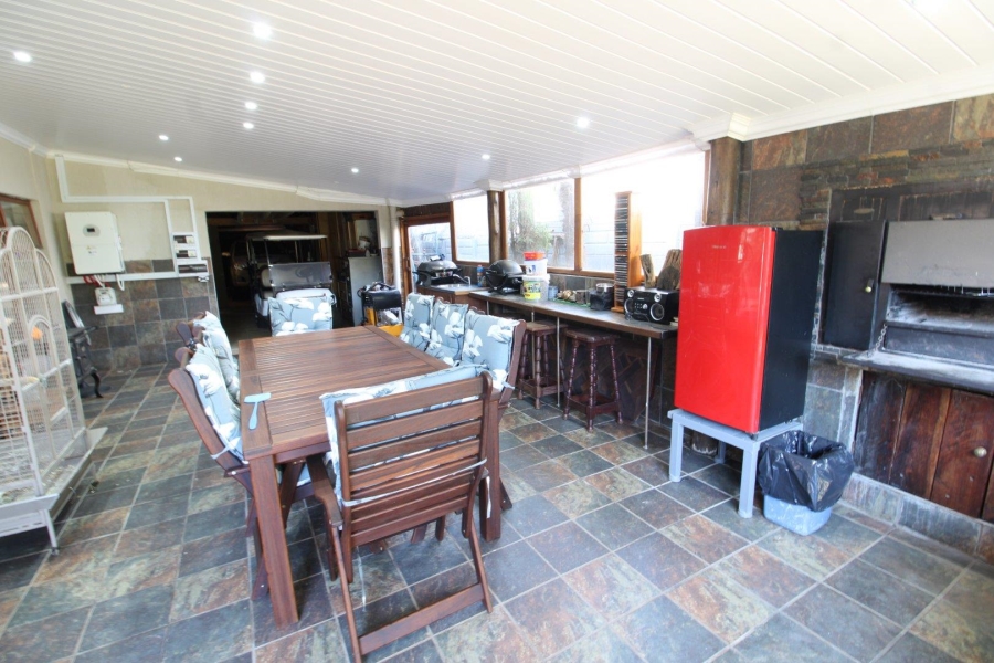 6 Bedroom Property for Sale in Doringkruin North West